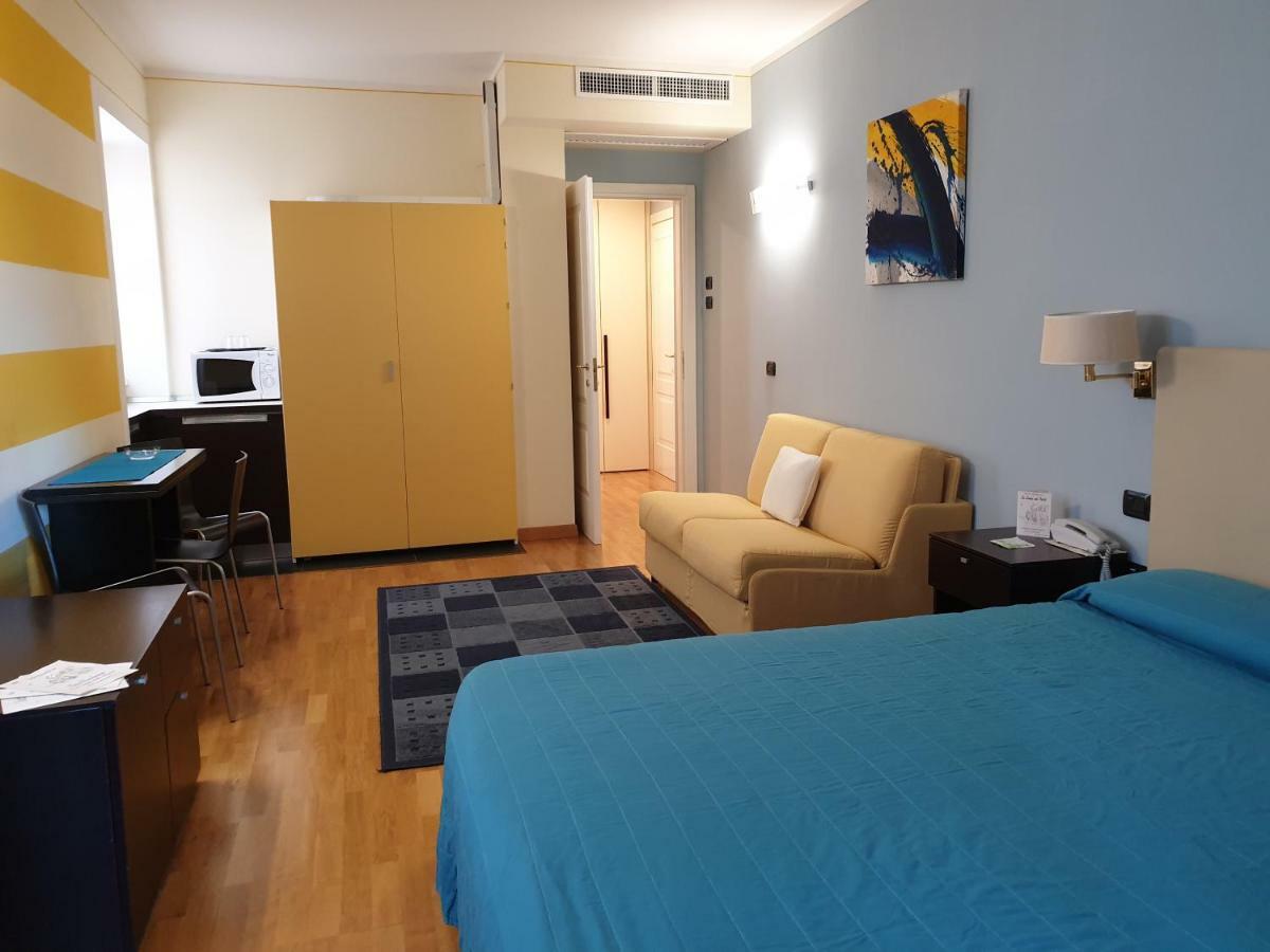 Hotel Residence La Luna Nel Porto Stresa Zewnętrze zdjęcie